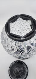 Miniatyrbillede 3 af 6: GLAMOUR BALL LANTERNE -STOR BØLGE/HVID-SORT BASE/ 1 STK