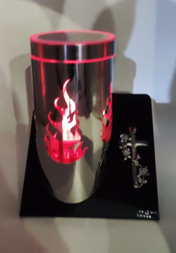 LANTERNE PARIS BRED V-2 FOTOVOLTAISK SØLV C FLAMME / 1 STK