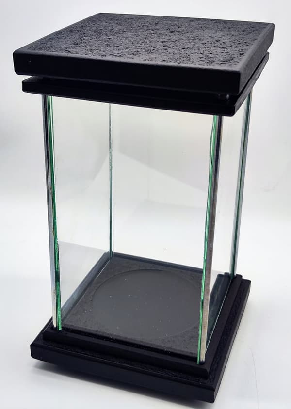SQUARE MAX RESIN - ANTIK / SYNTETISK STEN / SVART / 1 STK