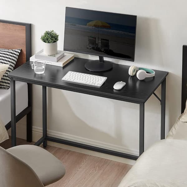 Svart skrivebord med metalramme - 100 x 50 x 75 cm