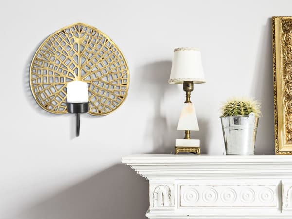 FURNLUX LJUSSTAKE LOTUS GULD 20CM