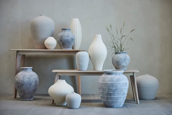 FURNLUX VAS ANNA GRÅ 28CM