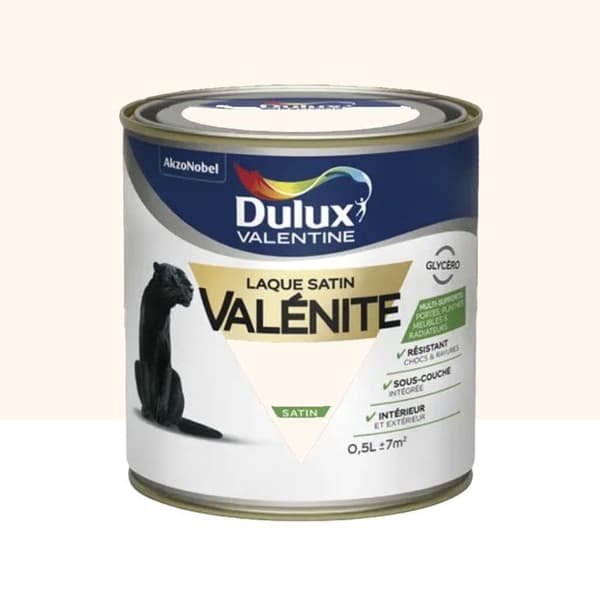 Lack med satinfinish 0,5 L - vit av vit