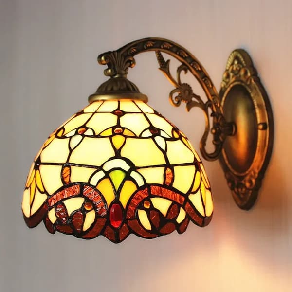 Tiffany-seinävalaisin, viktoriaaninen tyyli, lasimaalauksella varustettu muotoilu,B