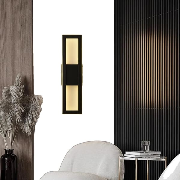 Sisätilojen LED-seinävalaisin, himmennettävä, suorakulmainen muoto, seinään kiinnitettävä,musta