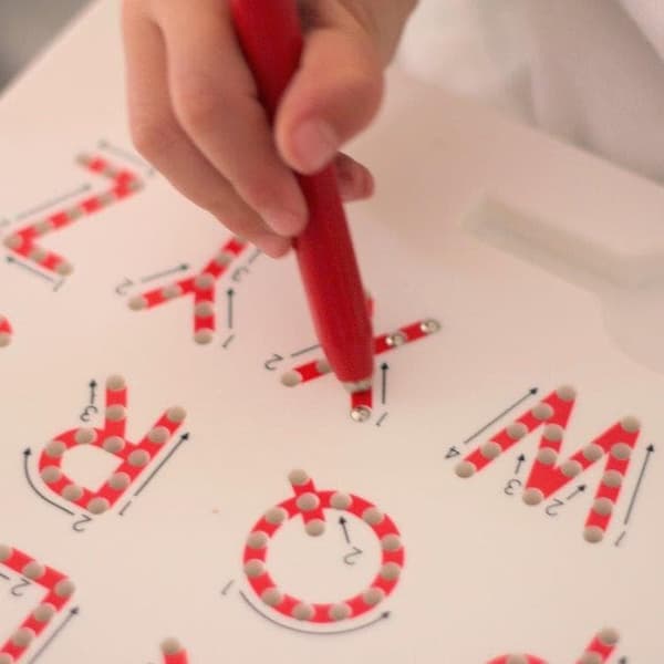 Magnatab A-Z (lær å skrive store bokstaver)