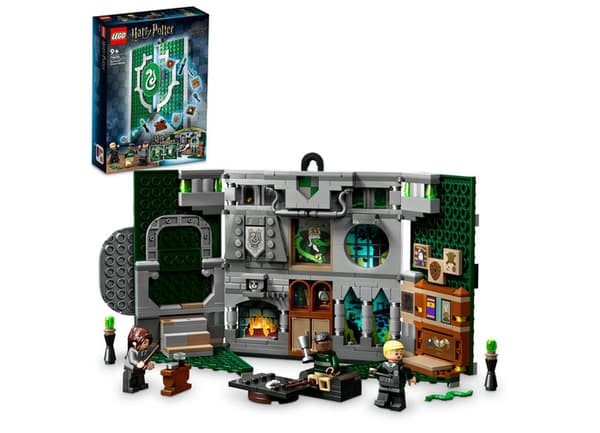 LEGO Harry Potter Slytherin House Banner Set 76410