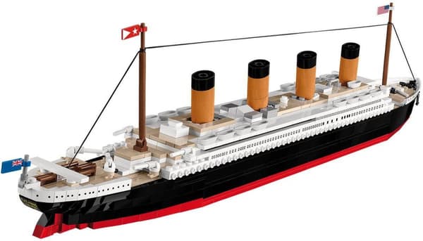 Cobi R.M.S Titanic 1:450