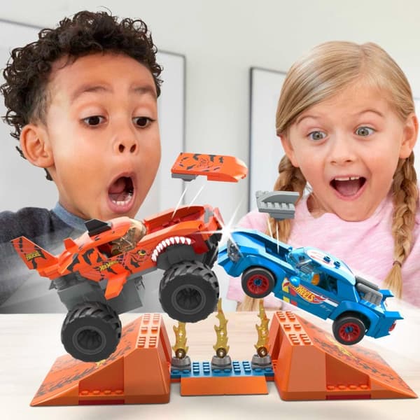 Klocki Hot Wheels Tiger Shark