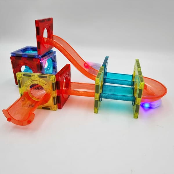 WOOPIE Magneettinen lohkopallonseurantavalo 49 kpl.