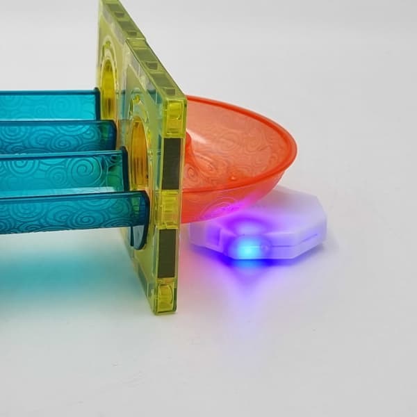 WOOPIE Magneettinen lohkopallonseurantavalo 49 kpl.