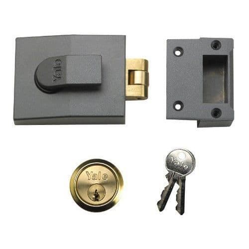 Yale Locks 81 DMG Mässing Rollerbolt Säkerhetslås med 60 mm ingångscylinder - YAL81DMGPB