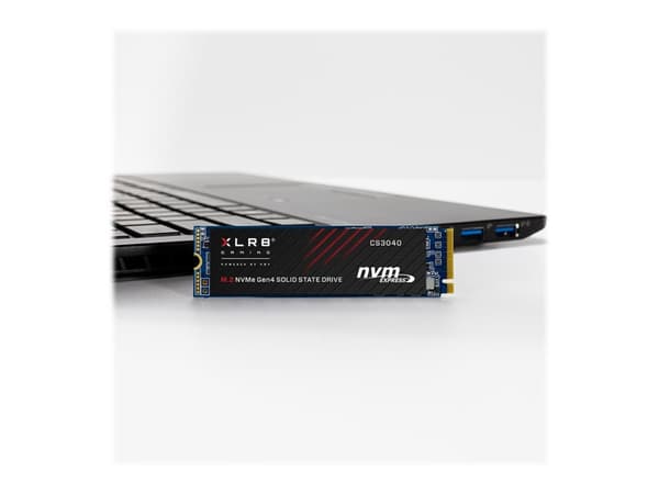 PNY XLR8 CS3040 - SSD - 4 TB - intern - M.2 2280 - PCIe 4.0 x4 (NVMe)
