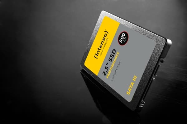 Intenso Performance 2 TB Intern SSD-kiintolevy 2.5 SATA 6 Gb/s Vähittäiskaupan 3814470