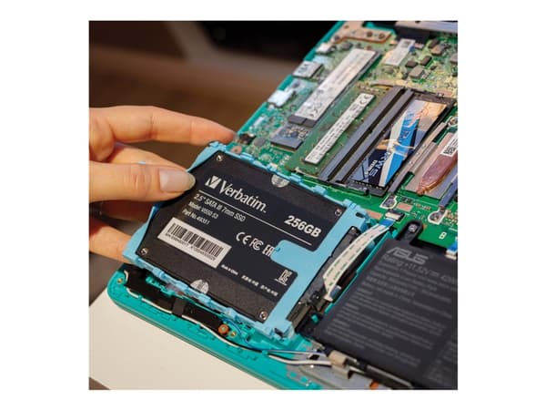Verbatim Vi550 - SSD - 256 GB - inbyggd - 2.5" - SATA 6Gb/s