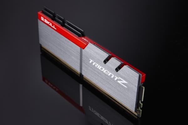 G.Skill TridentZ Series - DDR4 - sett - 32 GB: 2 x 16 GB - DIMM 288-pin - 1600 MHz / PC4-25600 - CL16 - 1.35 V - ikke-bufret - ikke-ECC
