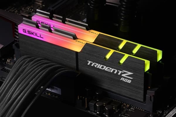 G.Skill TridentZ RGB Series - AMD Edition - DDR4 - sats - 16 GB: 2 x 8 GB - DIMM 288-pin - 1600 MHz / PC4-25600 - CL16 - 1.35 V - ej buffrad - icke E