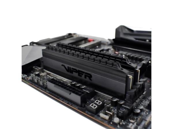 Patriot Viper 4 Blackout Series - DDR4 - sett - 64 GB: 2 x 32 GB - DIMM 288-pin - 1600 MHz / PC4-25600 - CL16 - 1.35 V - ikke-bufret - ikke-ECC - sva