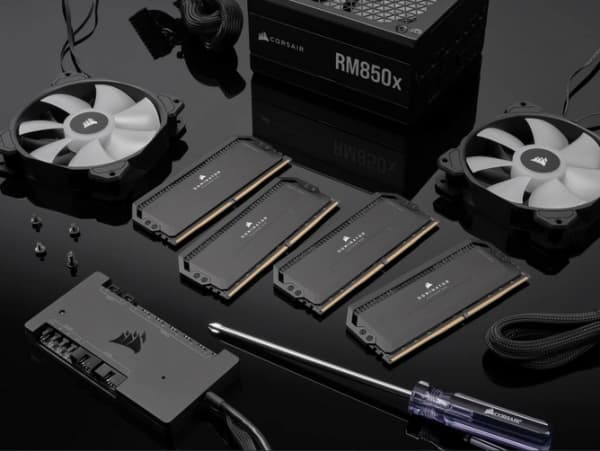 CORSAIR Dominator Platinum RGB - DDR5 - sett - 64 GB: 2 x 32 GB - DIMM 288-pin - 6000 MHz / PC5-48000 - CL30 - 1.4 V - svart