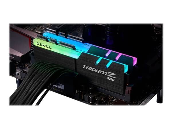 G.Skill TridentZ RGB Series - DDR4 - sett - 32 GB: 2 x 16 GB - DIMM 288-pin - 4000 MHz / PC4-32000 - CL18 - 1.4 V - ikke-bufret - ikke-ECC