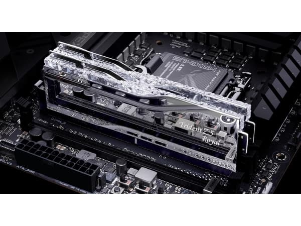 G.Skill D532GB 6800-34 Trident Z5 Royal Silver K2 GSK svart F5-6800J3445G16GX2-TR5S