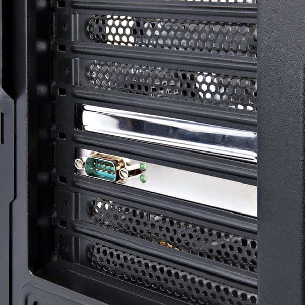 StarTech.com 1-ports PCI Express seriel interfacekort - PCIe til RS232 (DB9) kort - PC seriel adapterkort / udvidelseskort - Fuld- og lavprofilramme -