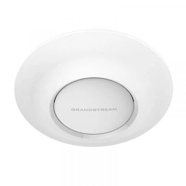 Vanligt märke Modell GWN7615 Har Wi-Fi-standarder -IEEE 802.11a/b/g/n/ac (Wave-2) antenner - 3 interna antenner