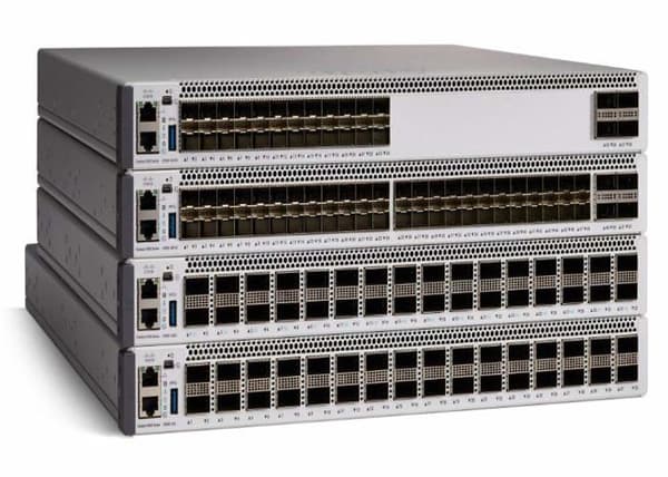 CATALYST 9500 48-PORTAR 25/100G ENDAST FÖRDEL 0,000000 Svart Grå
