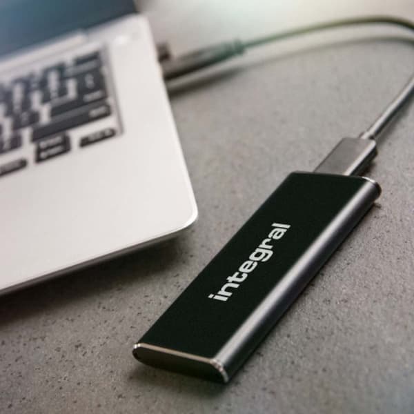 Integral 1 TB SlimXpress bærbar SSD