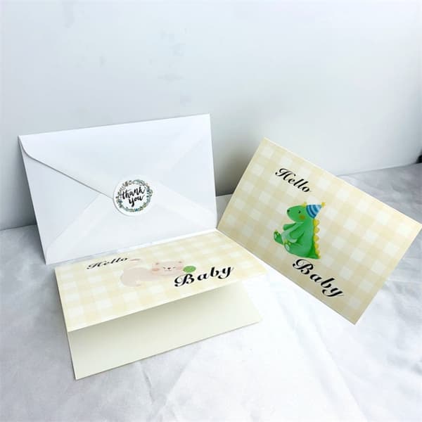 5 sæt tegneseriedyr baby shower invitation lykønskningskort (6 stk/sæt inklusive konvolutter)