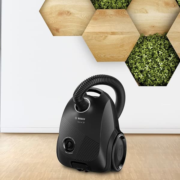 Imuroija pussilla BOSCH BGBS2LB1 3,5 L Musta 600 W – Tehokas imuri pussilla, 3,5 L tilavuus, 600 W teho.