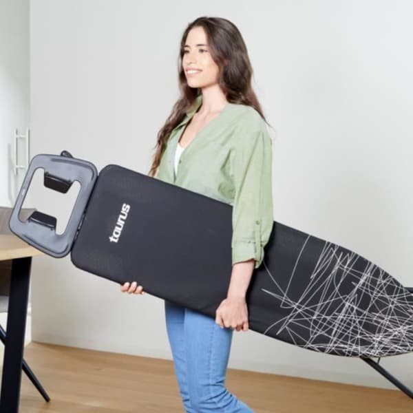 Taurus Argenta Svart strykbräda med 3 höjdlägen upp till 81cm