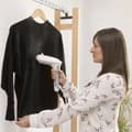 Miniatyrbild 5 av 5: Cecotec Garment steamer with innovative vacuum-filling system.