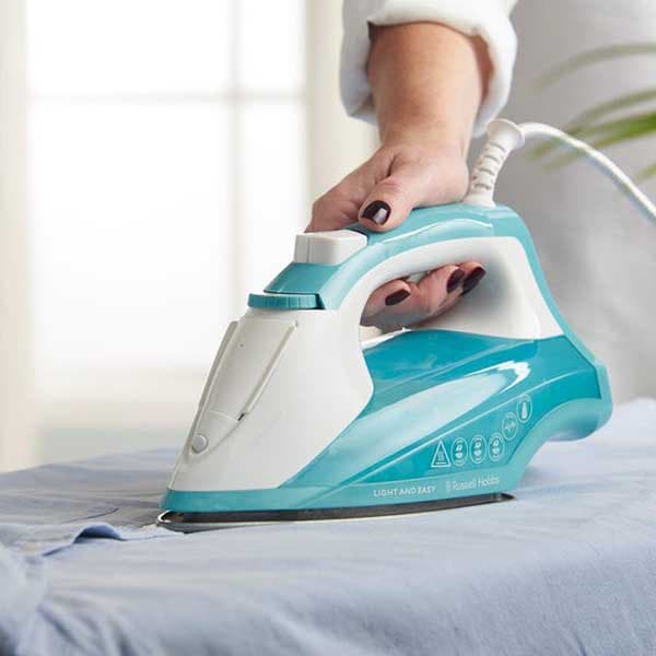 Russell Hobbs Strykjärn Light & Easy 26470-56