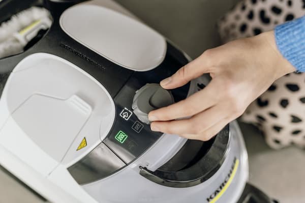 Kärcher SC 5 EasyFix JÄRNPLUG Cylinder ångtvätt 1,5 L 2250 W Svart, Vit