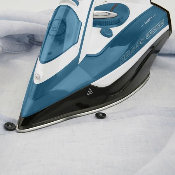 Dampstrygejern Black & Decker BXIR2402E 2400 W
