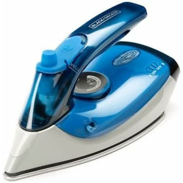 Matkahöyrysilitysrauta kuivatoiminnolla Black & Decker BXIR1000E