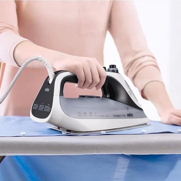 Braun SI7149WB WT/ZW TexStyle7 Pro Steam Iron Svart/Vit