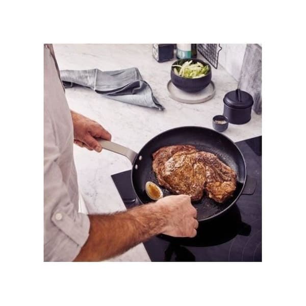 BEKA - Stekpanna - 24 cm - Stark
