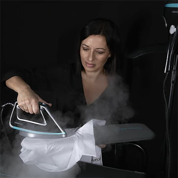 BRUKT Dampproduserende Strykejern Cecotec 2200 W (Fikset A)
