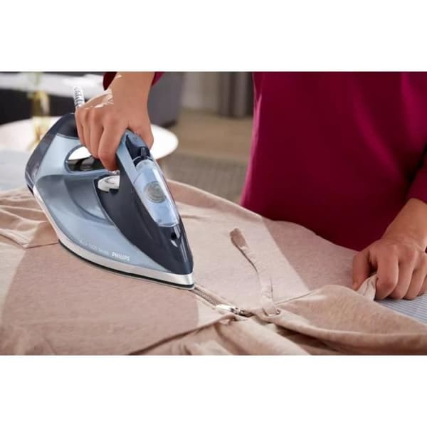 Philips 7000-serien ångstrykjärn, keramik, konstant ånga 50 g/min, 2800 W, blå (DST7020/20)