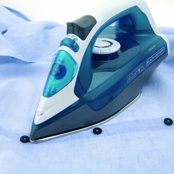 KÄYTETTY Höyrysilitysrauta Black & Decker 2200 W (Kunnostetut Tuotteet A)