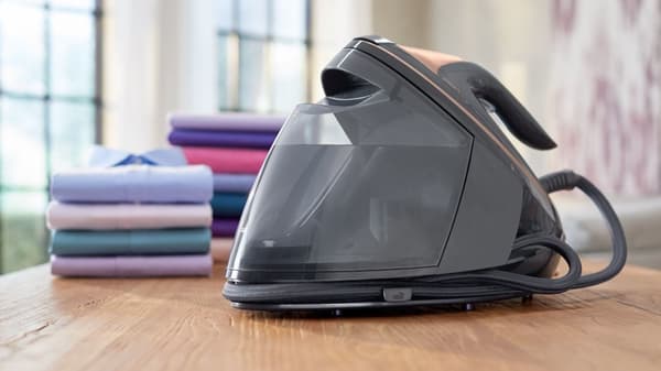 Philips PSG9040/80 ångstrykstation 3100 W 1,8 L SteamGlide Elite stryksula Svart