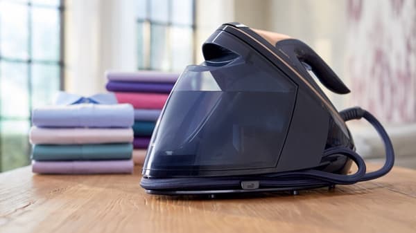 Philips PSG9050/20 ångstrykstation 3100 W 1,8 L SteamGlide-stryksula Svart