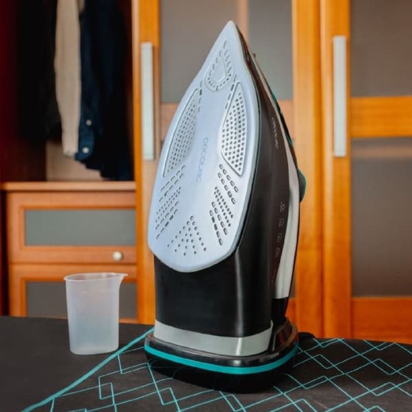 Cecotec Strykjärn IronHero 3100 Sladdlös