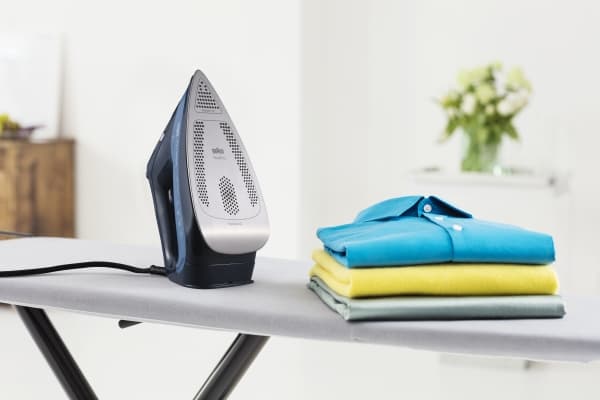Braun TexStyle 7 Pro SI7160BL, Dampstrykejern, SteamGlide Advanced, 2 m, 250 g/min, Sort, 50 g/min