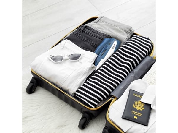 Taurus EasyTrip, Tørr & dampstrykejern, Keramisk strykesåle, 1,9 m, 40 g/min, Blå, Hvit, 10 g/min