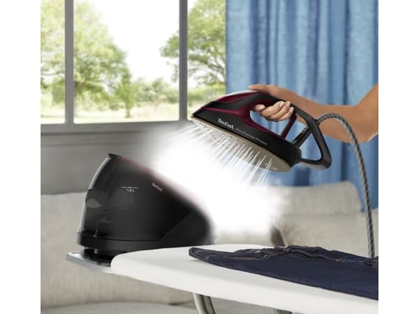 Tefal Pro Express Protect GV9230, 2600 W, 140 g/min, 7,6 Bar, 1,8 l, 550 g/min, Svart, Burgundisk