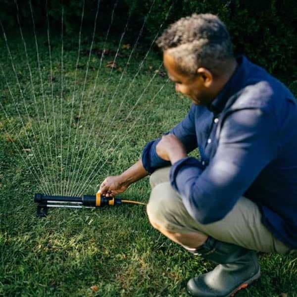 Fiskars Solid M Heilurikastelu Oranssi
