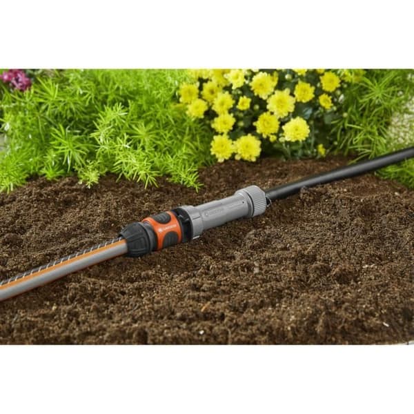 GARDENA Central bevattning 1000 Micro-Drip® - Flödeshastighet 1000l/h - Förfiltrering av vatten - Enkel fixering Snabb &amp; Enkel - (1355-20)